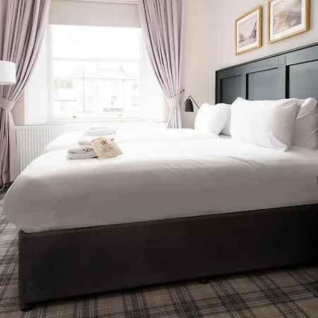Han/Misafirhane The - The Collection Group Northallerton