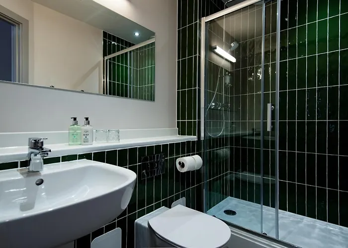 The - The Collection Group Inn 4*